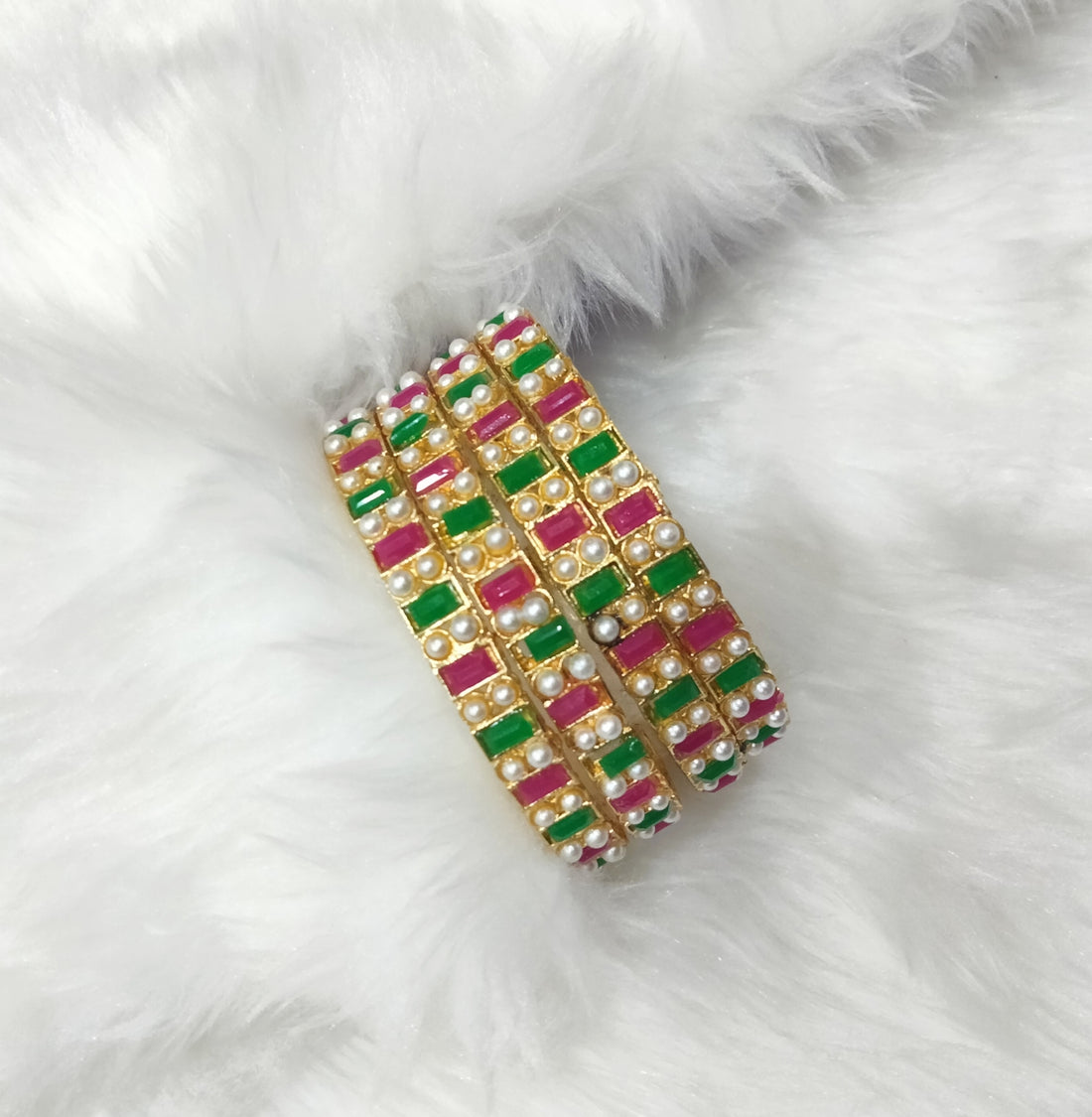 Exquisite Gold-Plated Pearl and Kundan Bangles